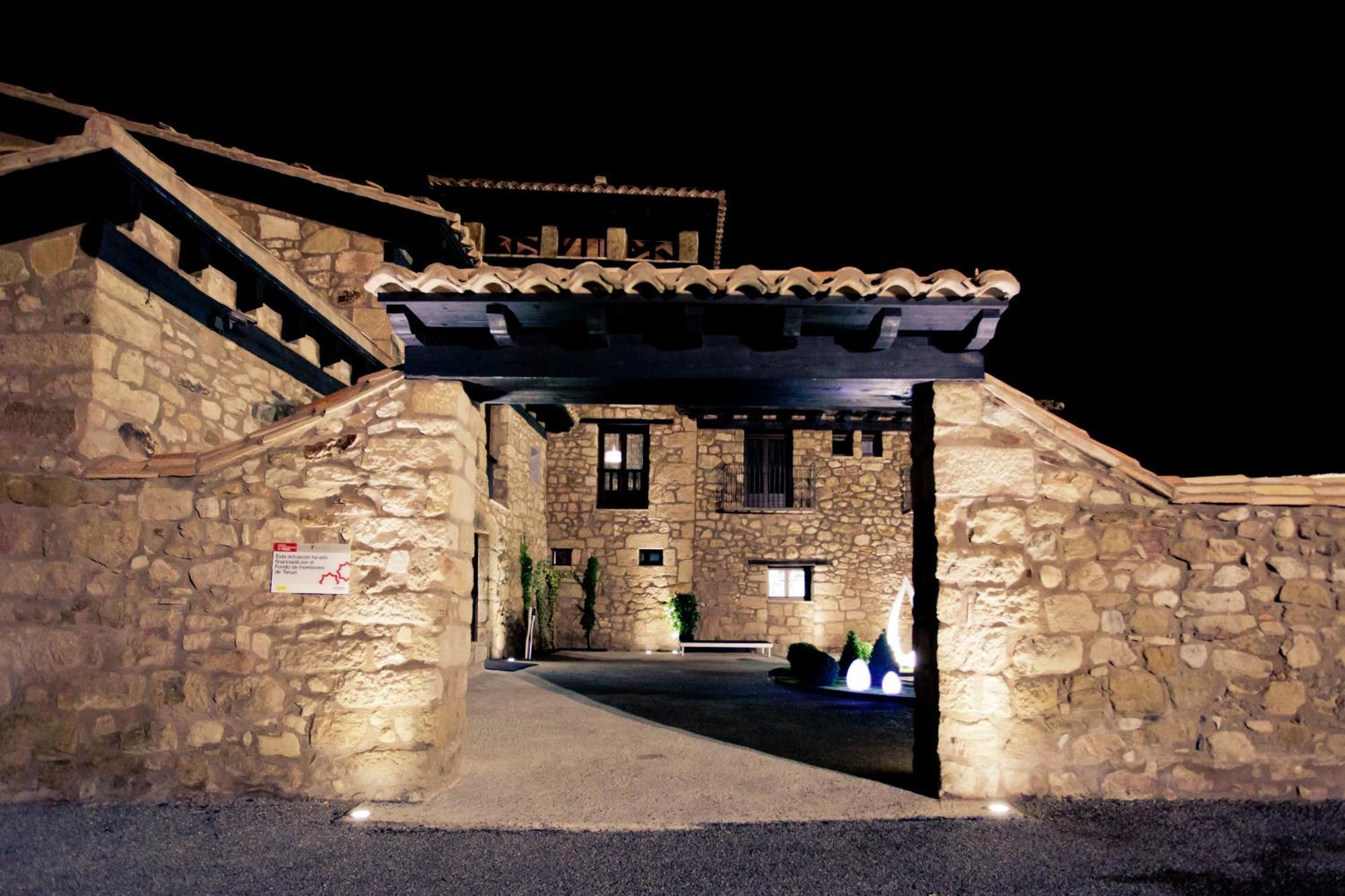 Hotel Restaurante Masía la Torre Mora de Rubielos Exterior foto